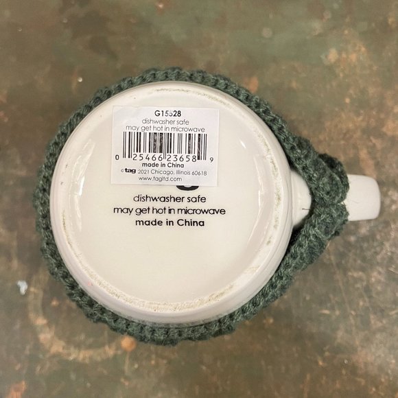 Warm Wishes Chestnut Brown 18oz Sweater Mug NWT - Picture 5 of 6